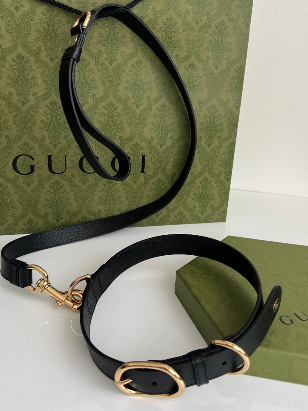 Gucci Interlocking Dog Leash GG Collar Size XL Black Leather Gold Details New